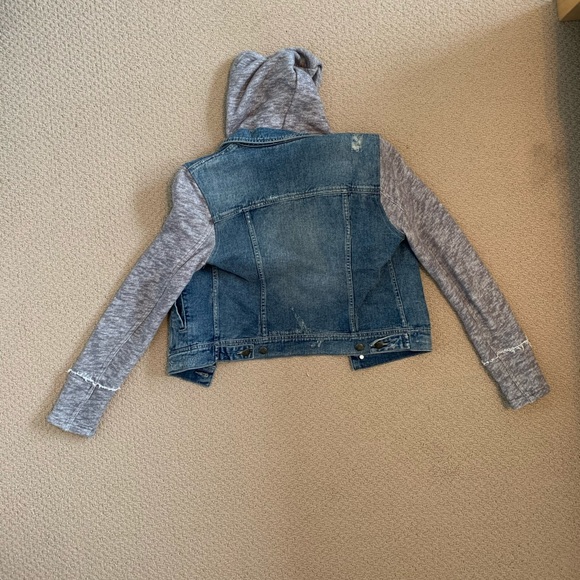 Free People distressed denim jacket - Picture 2 of 3